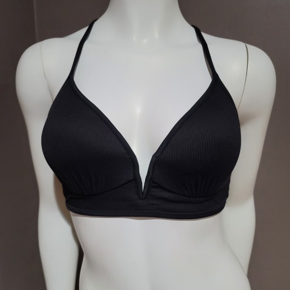 Shade & Shore V-Wire Ribbed Bikini Top - Picture 2 of 9